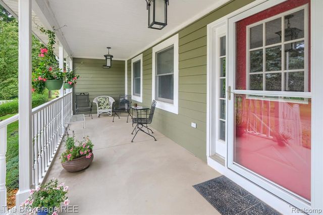 11484 Lapeer Road, Davison, MI 48423