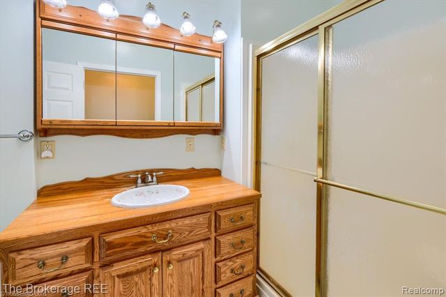 11484 Lapeer Road, Davison, MI 48423