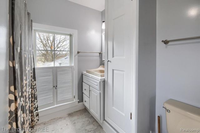 11484 Lapeer Road, Davison, MI 48423