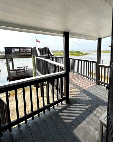 347 Bonito Lane, Surfside Beach, TX 77541
