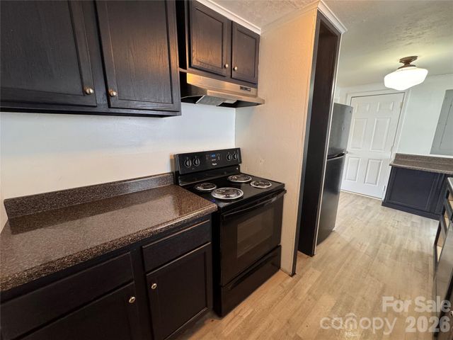 9 Alzena Road, Sylva, NC 28779