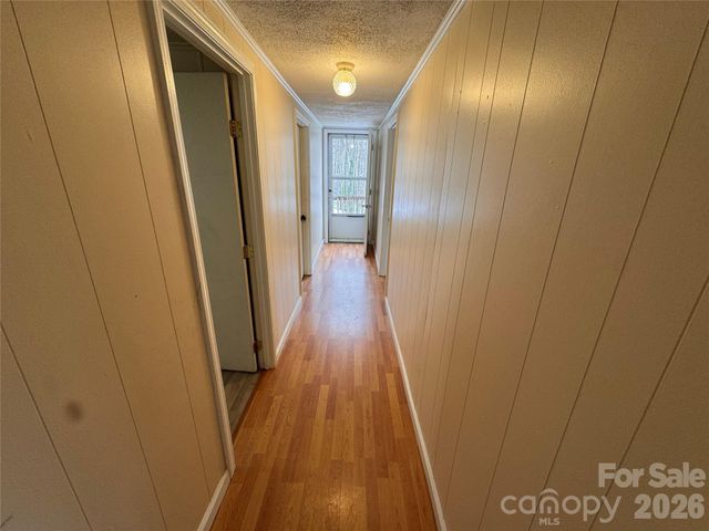 9 Alzena Road, Sylva, NC 28779