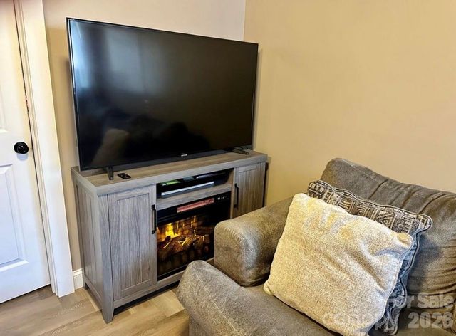 9 Alzena Road, Sylva, NC 28779