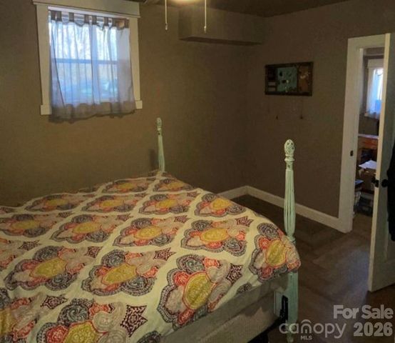 9 Alzena Road, Sylva, NC 28779