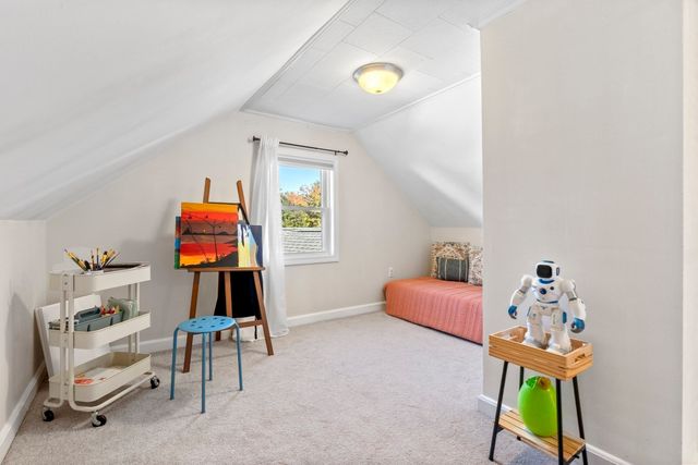 36 Oakdale Road, Wilmington, MA 01887