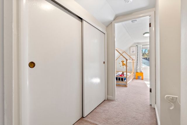 36 Oakdale Road, Wilmington, MA 01887