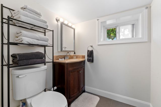 36 Oakdale Road, Wilmington, MA 01887