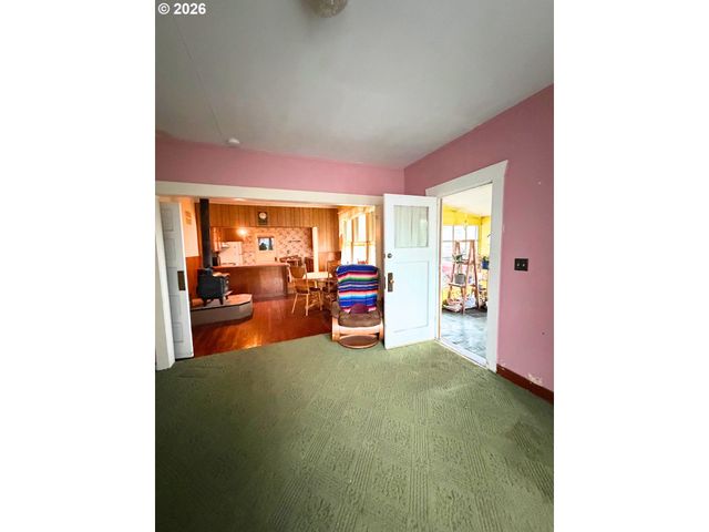 110 DRIFTWOOD Ave, Garibaldi, OR 97118