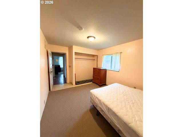 110 DRIFTWOOD Ave, Garibaldi, OR 97118