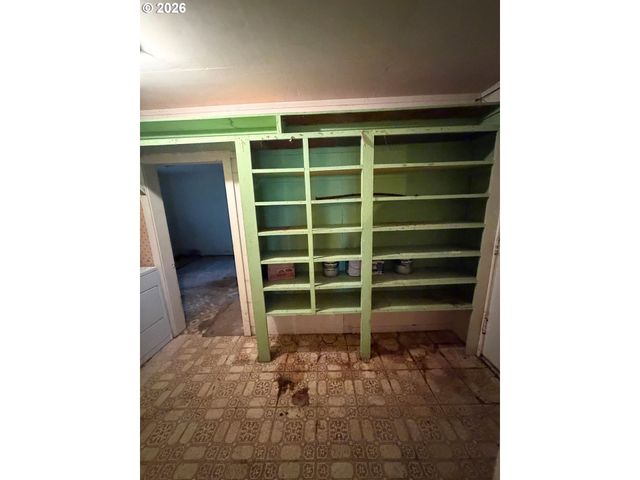 110 DRIFTWOOD Ave, Garibaldi, OR 97118