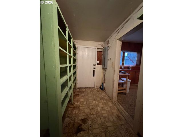 110 DRIFTWOOD Ave, Garibaldi, OR 97118