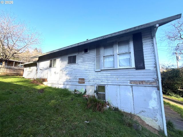 110 DRIFTWOOD Ave, Garibaldi, OR 97118