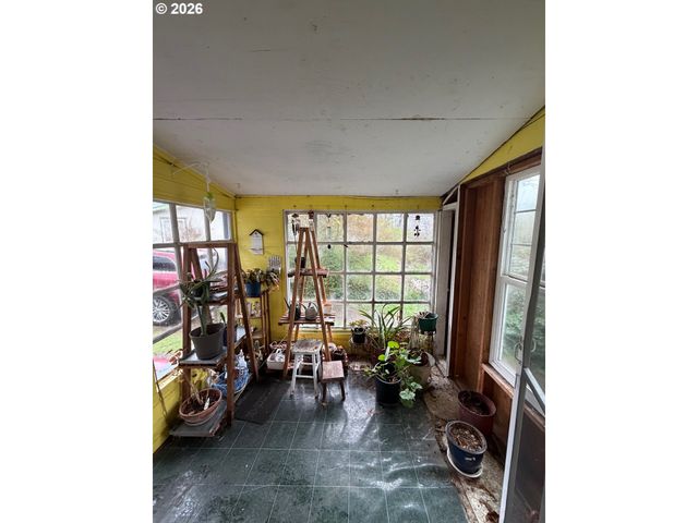 110 DRIFTWOOD Ave, Garibaldi, OR 97118