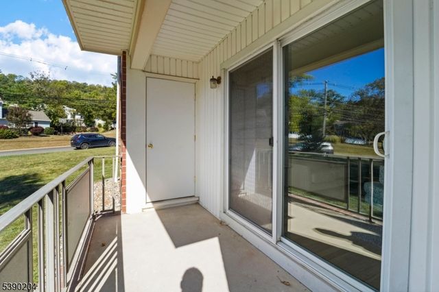 1300 Rock Ave Bldg C Unit 4 4, North Plainfield Boro, NJ 07060