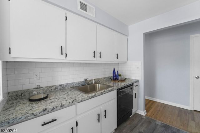 1300 Rock Ave Bldg C Unit 4 4, North Plainfield Boro, NJ 07060