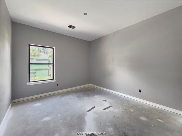 1010 West Ninth Street, Hearne, TX 77859