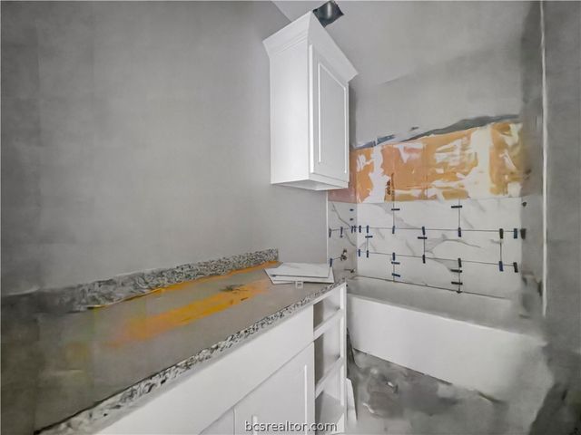 1010 West Ninth Street, Hearne, TX 77859