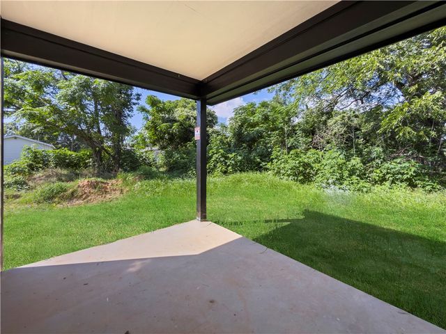 1010 West Ninth Street, Hearne, TX 77859