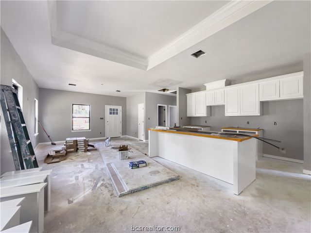 1010 West Ninth Street, Hearne, TX 77859