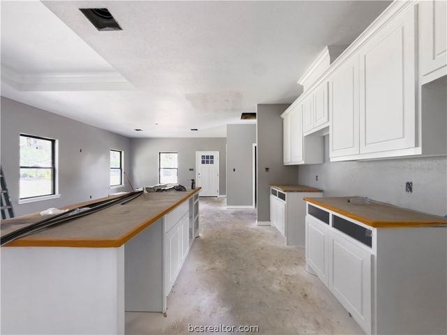 1010 West Ninth Street, Hearne, TX 77859
