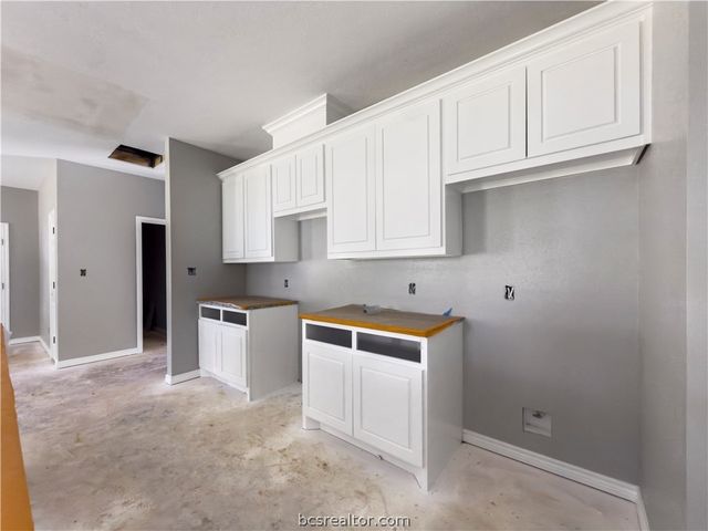 1010 West Ninth Street, Hearne, TX 77859