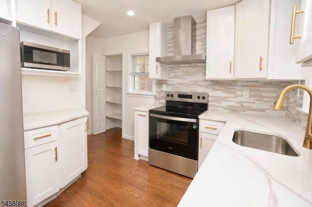 146 Liberty Ave, Belleville Twp., NJ 07109 — photo 4