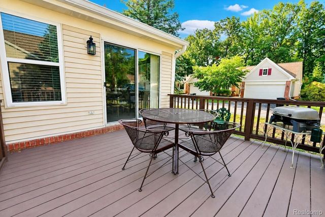 6355 Sheppard Drive 92, Westland, MI 48185