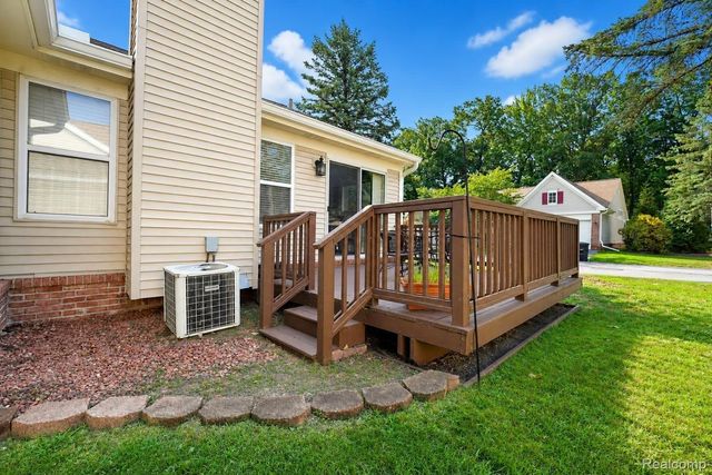 6355 Sheppard Drive 92, Westland, MI 48185