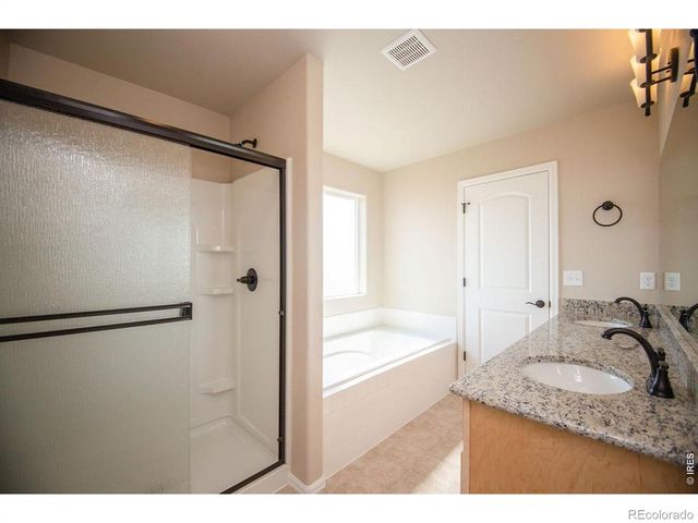 1649 Country Sun Court, Windsor, CO 80550
