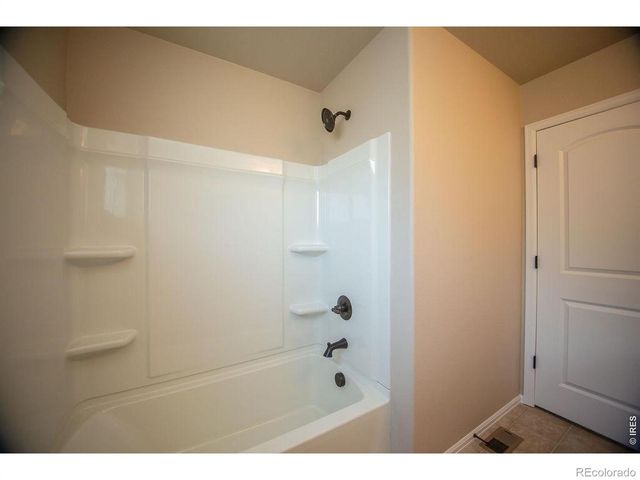 1649 Country Sun Court, Windsor, CO 80550