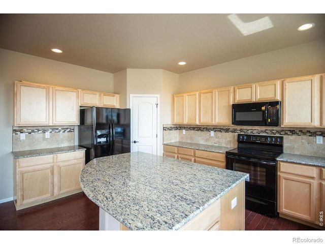 1649 Country Sun Court, Windsor, CO 80550