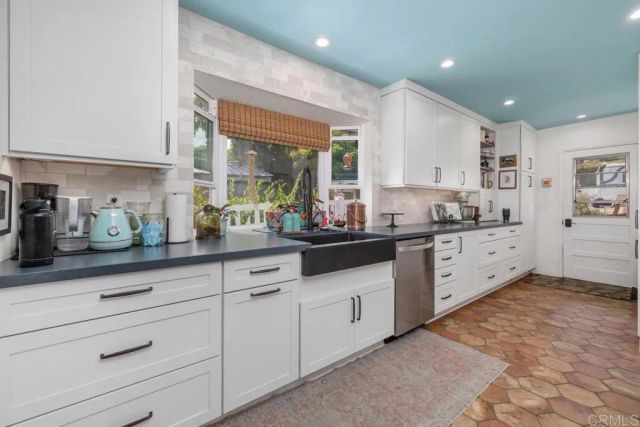 1718 Law Street, San Diego, CA 92109