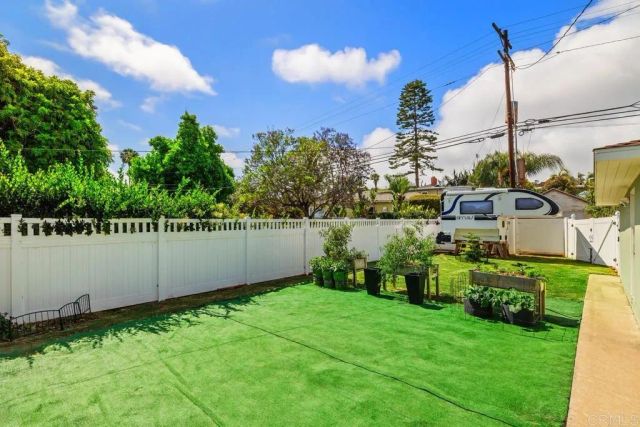 1718 Law Street, San Diego, CA 92109