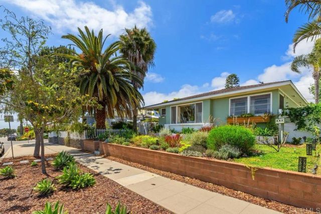 1718 Law Street, San Diego, CA 92109
