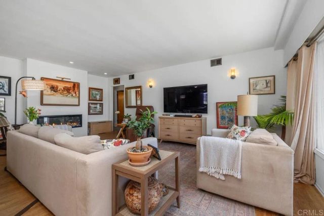 1718 Law Street, San Diego, CA 92109