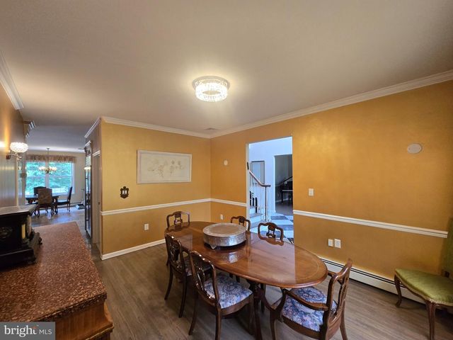 112 BEACON HILL RD, Morganville, NJ 07751