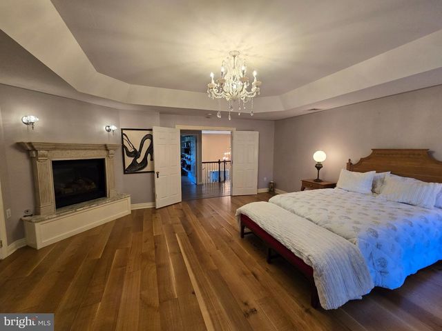 112 BEACON HILL RD, Morganville, NJ 07751
