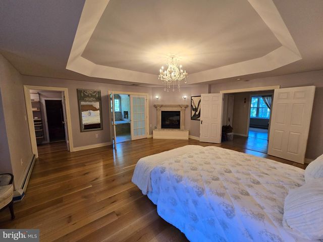 112 BEACON HILL RD, Morganville, NJ 07751