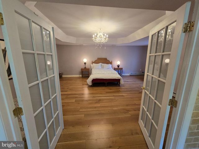 112 BEACON HILL RD, Morganville, NJ 07751