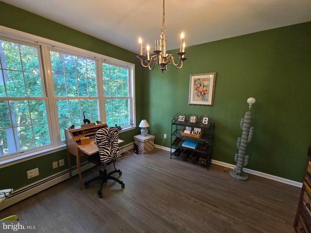 112 BEACON HILL RD, Morganville, NJ 07751