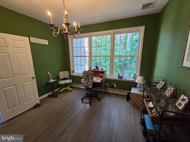 112 BEACON HILL RD, Morganville, NJ 07751