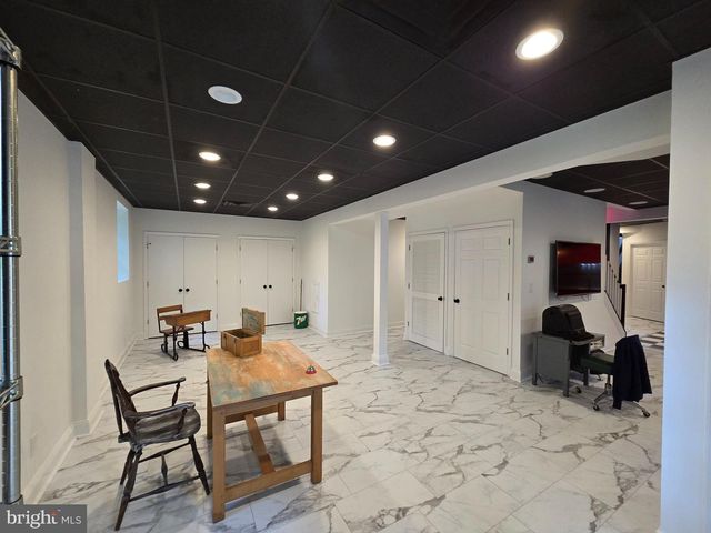 112 BEACON HILL RD, Morganville, NJ 07751