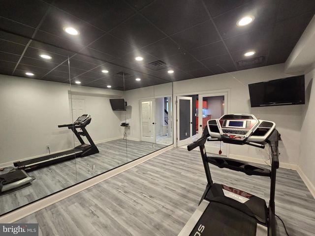 112 BEACON HILL RD, Morganville, NJ 07751