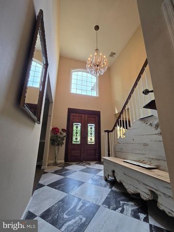 112 BEACON HILL RD, Morganville, NJ 07751