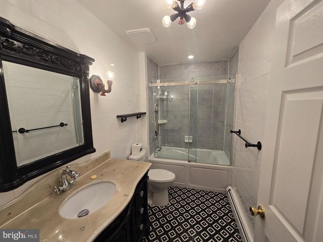112 BEACON HILL RD, Morganville, NJ 07751