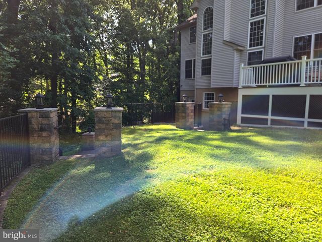 112 BEACON HILL RD, Morganville, NJ 07751