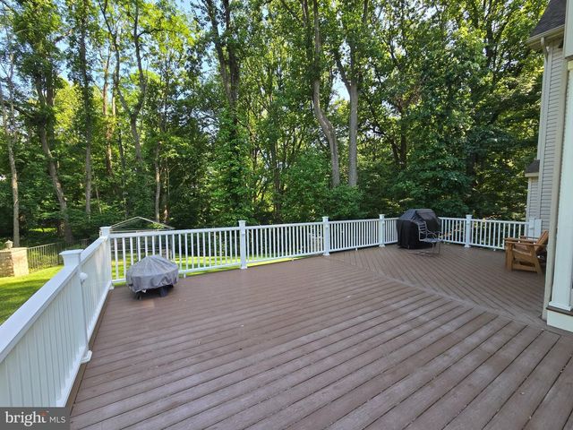 112 BEACON HILL RD, Morganville, NJ 07751
