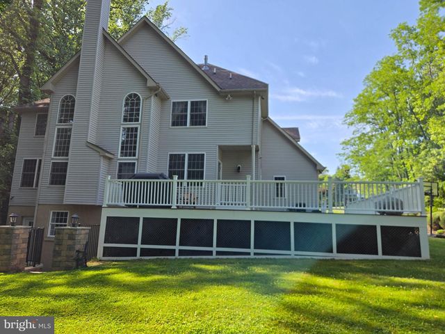 112 BEACON HILL RD, Morganville, NJ 07751