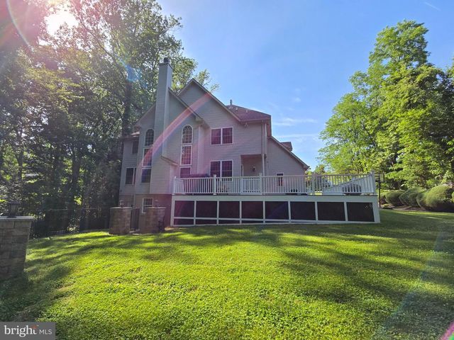 112 BEACON HILL RD, Morganville, NJ 07751