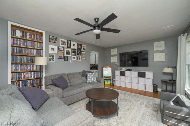 1528 Diana Drive, Brunswick, OH 44212